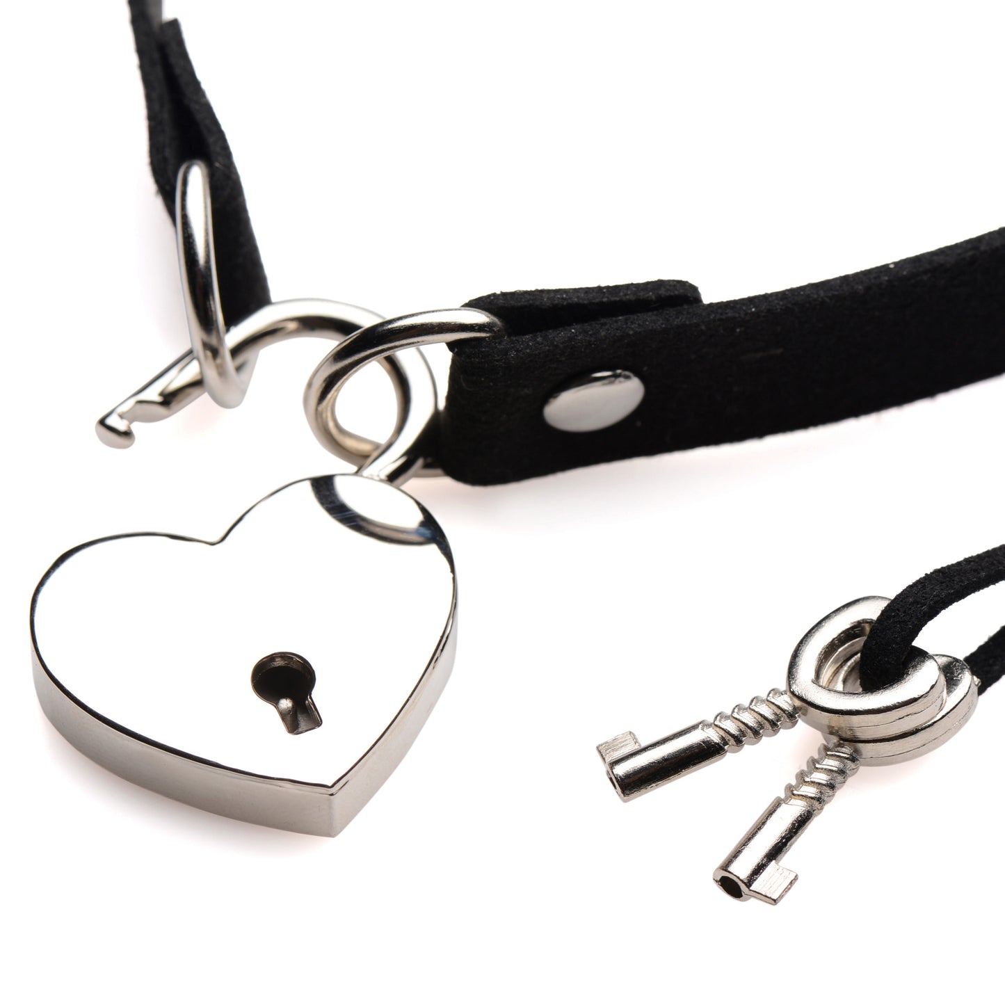 Lock-it Heart Choker